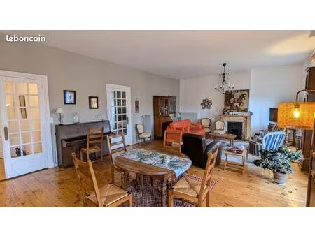 appartement 5 pièces 152 m²