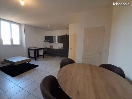 appartement 3 pièces 52 m²