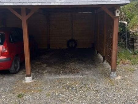 préau. garage ouvert