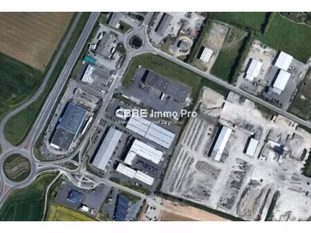 location local commercial 370m²