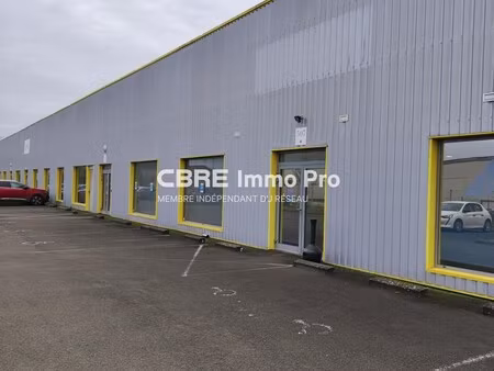 location local professionnel 376m²