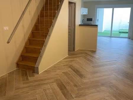 maison de ville avec cours