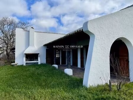 maison de campagne de luxe de 3 chambres en vente saintes-maries-de-la-mer  provence-alpes