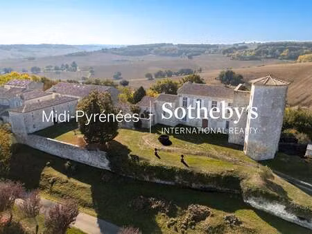 château à vendre à lectoure : 1 380 000€ | 410m²