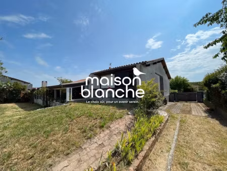 vente maison 4 pièces 103 m² à vayres (33870)  245 000 €
