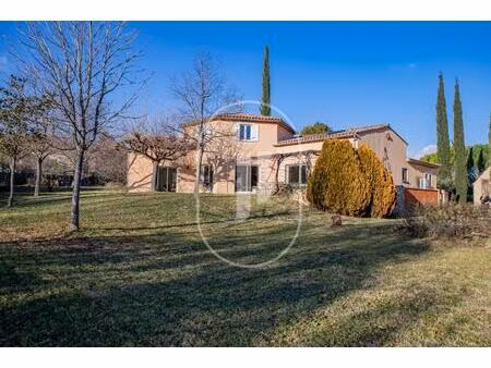 maison provençale avec piscine à vendre secteur de vaison la romaine