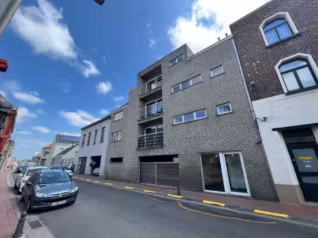 appartement te koop in lokeren met 2 slaapkamers