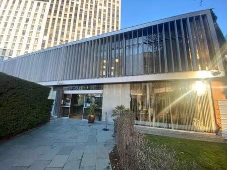 bureau de prestige de 556 m2 en location - puteaux  île-de-france