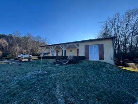 vente maison 4 pièces 108 m² château-l'évêque (24460)