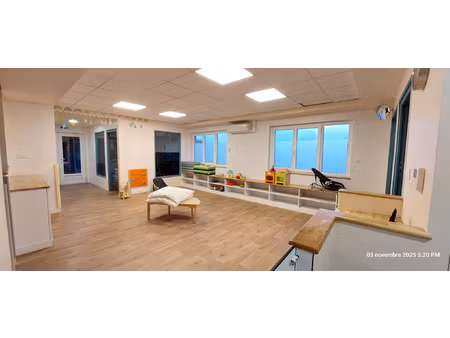 location local professionnel 105m² cambrai 59400