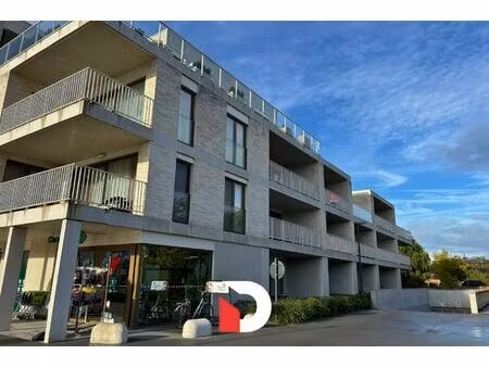 recent appartement met 1 slaapkamer en ruim terras