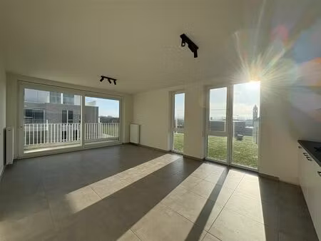 app met 2 slpk en ondergrondse parkeerplaats