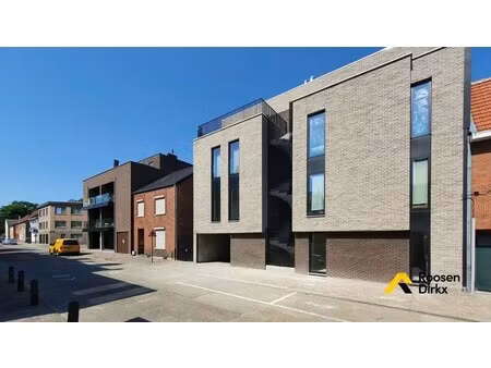 appartement te koop in bree met 2 slaapkamers