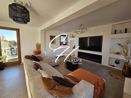 vente appartement 5 pièces 118m2 saint-jean-de-moirans 38430 - 299000 € - surface privée