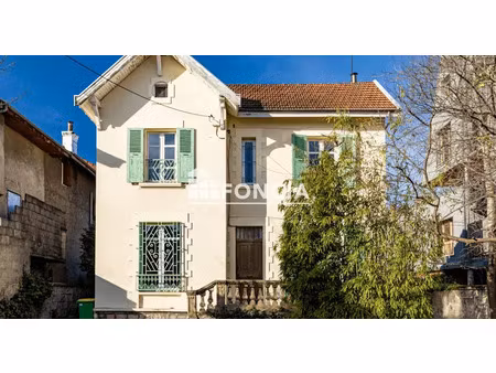 vente maison 4 pièces 90 m² à grenoble (38000)  299 000 €