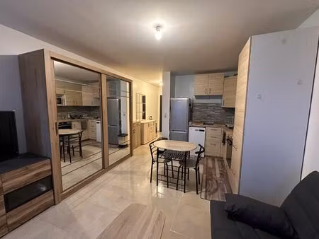 location appartement 1 pièce 27m² boissy st leger 94470