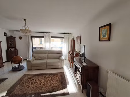 vente appartement 5 pièces 119m2 nîmes 30900 - 212000 € - surface privée
