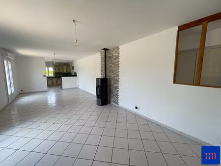 location maison 6 pièces 131m²