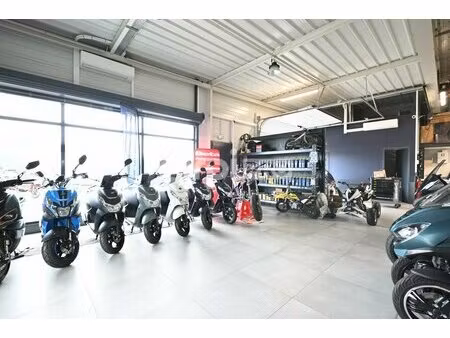 local commercial a louer