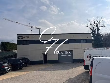 location local commercial coublevie 38500 - - surface privée