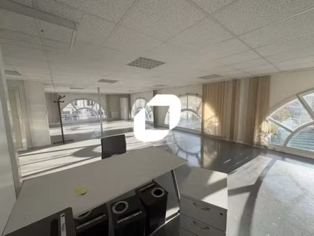 a louer  hyper centre poissy