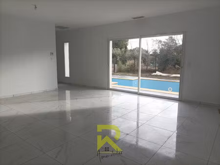 location maison 4 pièces 101 m² à pailhès (34490)