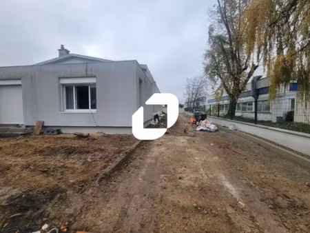 bâtiment indépendant à louer