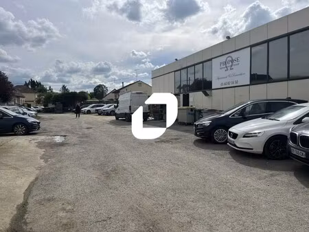 location bureau ollainville 91340