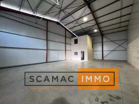 local d'activités de 200m²