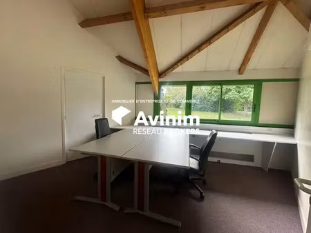 à louer – bureau de 20 m² à saint-ouen-l'aumône – parc