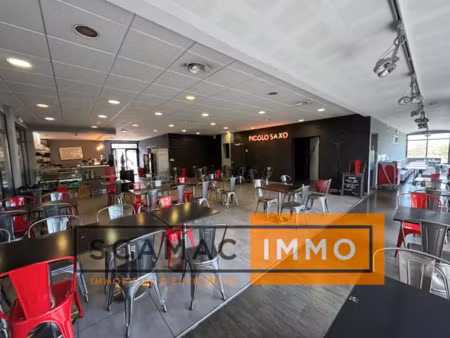 local commercial de 400m²