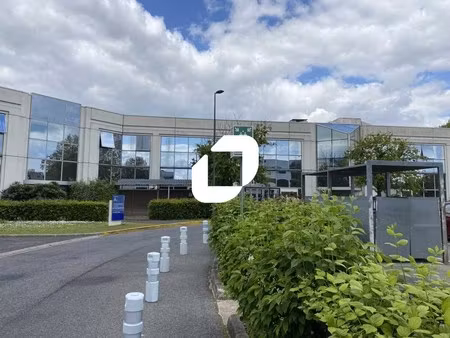 location bureau villepinte 93420