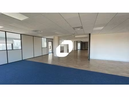 location bureau jossigny 77600