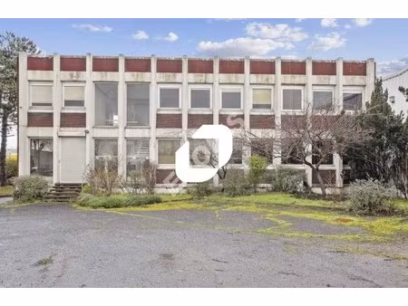 location bureau la courneuve 93120