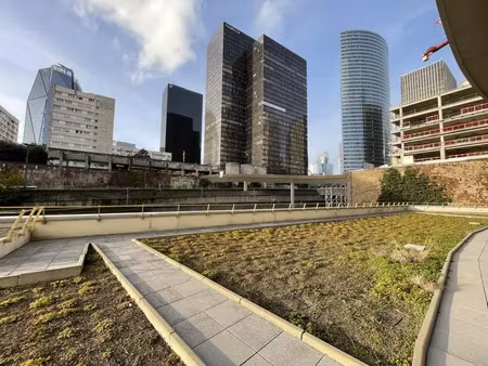 bureaux à vendre à puteaux avec terrasse et accès direct la défense