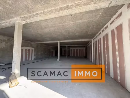 local commercial de 322m²