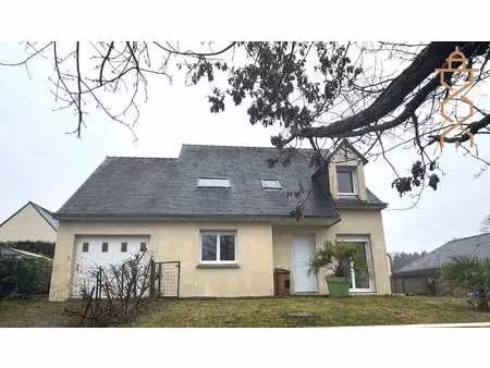 vente maison à elven (56250) : à vendre / 103m² elven