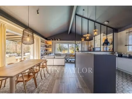 maison contemporaine avec gîtes indépendants au sein d’un domaine naturel