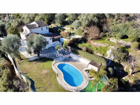 vente maison 5 pièces 137 m² à saint-jeannet (06640)  760 000 €