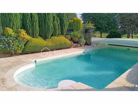 vente maison 11 pièces 322 m² à trébédan (22980)  634 400 €