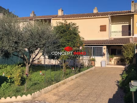 sollies-toucas promenade maison t5 avec jardin plein sud.