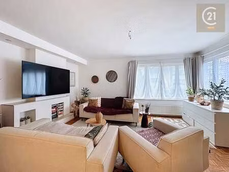 appartement 1 chambre lumineux avec parking