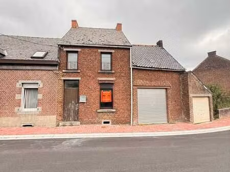 ? maison 3 façades à rénover – idéale pour investisseur ou p