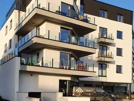 appartement 2 ch. - 101 m²