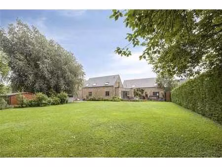 exceptionnelle propriété  2 logements  7 chambres !