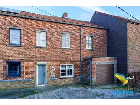 agréable maison avec garage et jardin