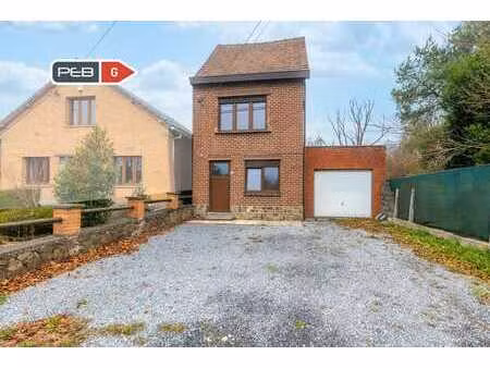 maison 4 façades - 2 chambres avec garage  cour et jardin