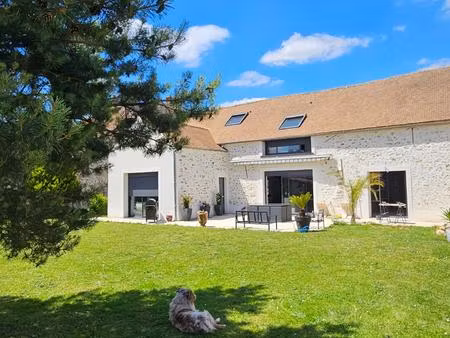 meuliere renovée - 11 pieces - 5 chambres - garage de 90m2