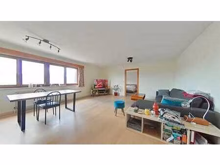 appartement très lumineux 1 chambre à tournai
