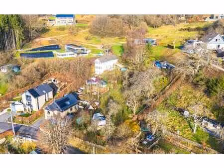 magnifique parcelle de 1545 m² avec yourtes dans un cadre un